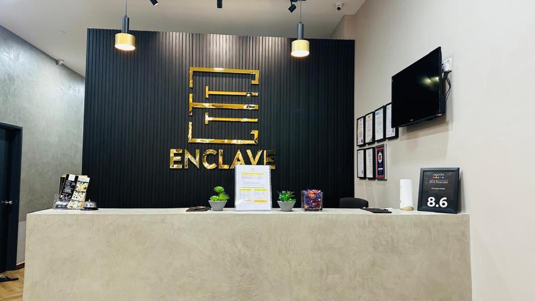 פוטראג'איה Enclave Business Hotel מראה חיצוני תמונה
