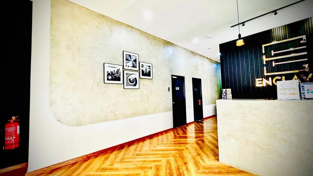 פוטראג'איה Enclave Business Hotel מראה חיצוני תמונה