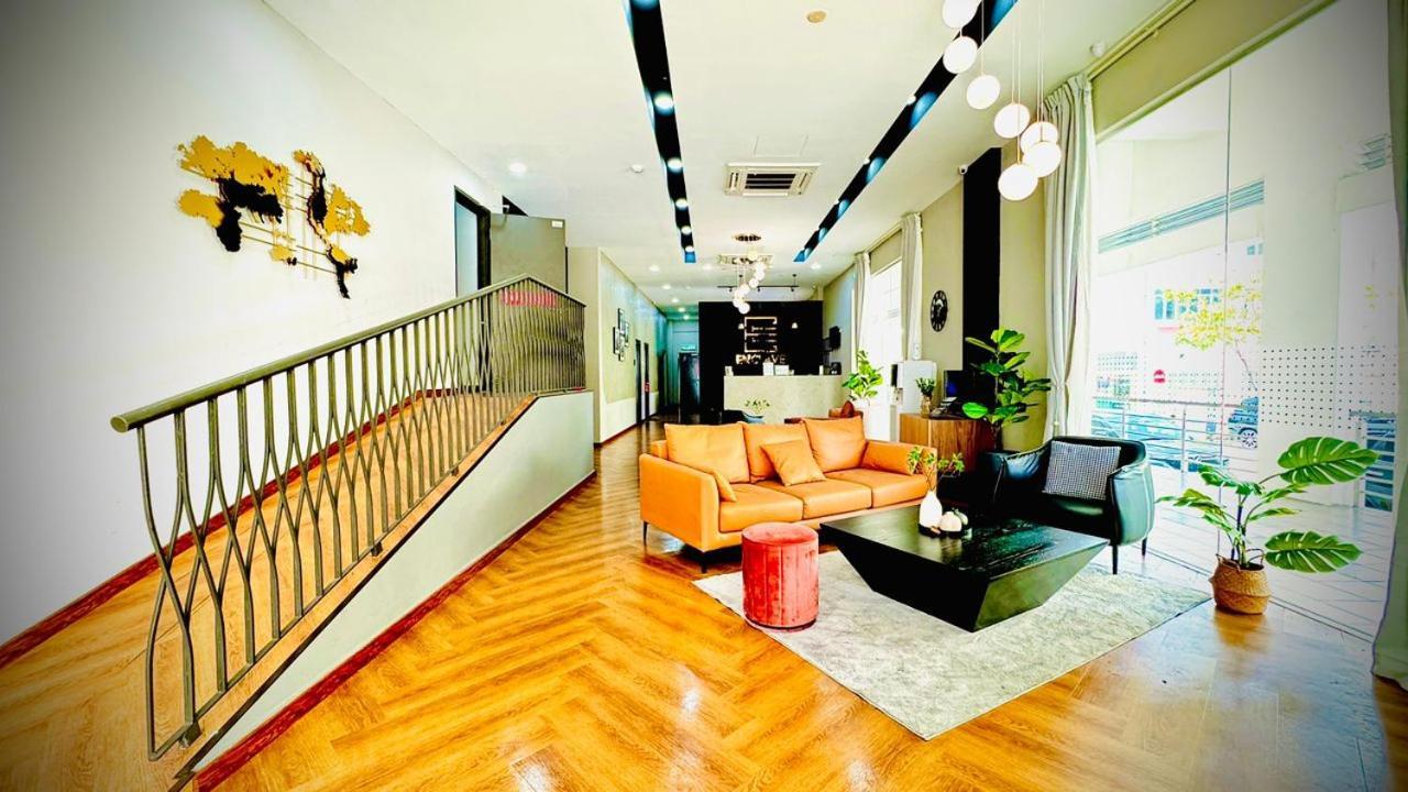 פוטראג'איה Enclave Business Hotel מראה חיצוני תמונה