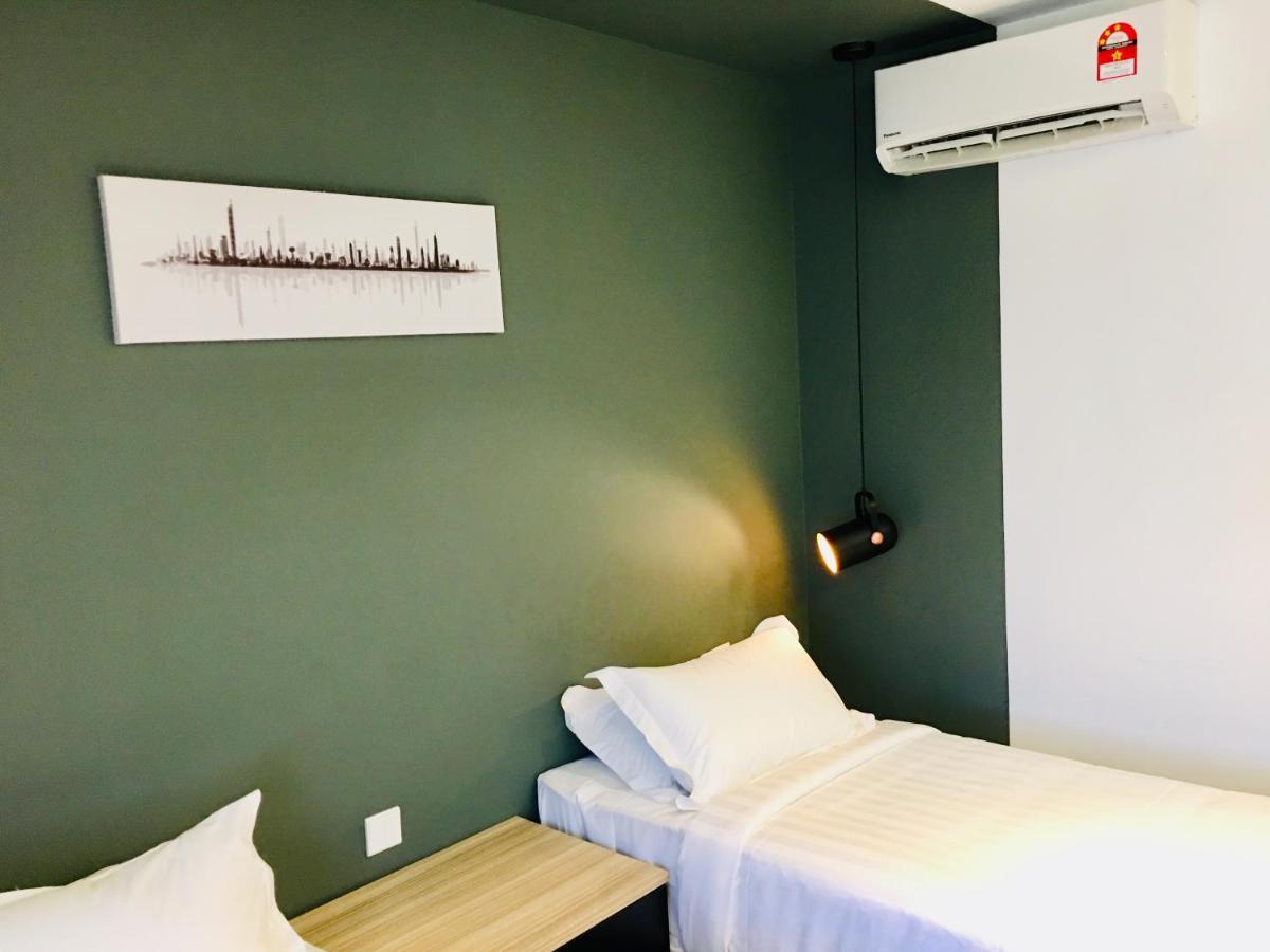 פוטראג'איה Enclave Business Hotel מראה חיצוני תמונה