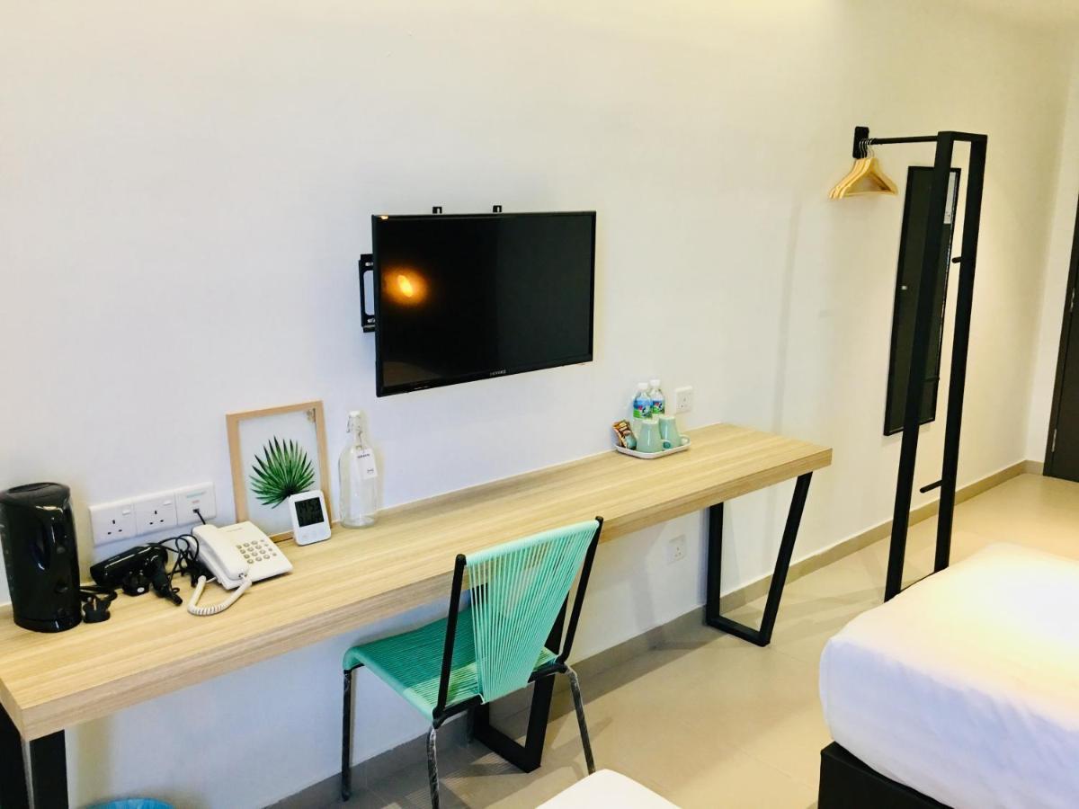 פוטראג'איה Enclave Business Hotel מראה חיצוני תמונה